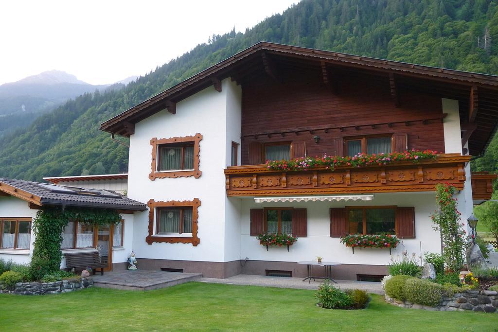 Haus Maella Leilighet Sankt Gallenkirch Eksteriør bilde